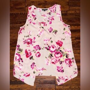 EXPRESS Open Back Floral Tank in Shades of Pink Size Medium